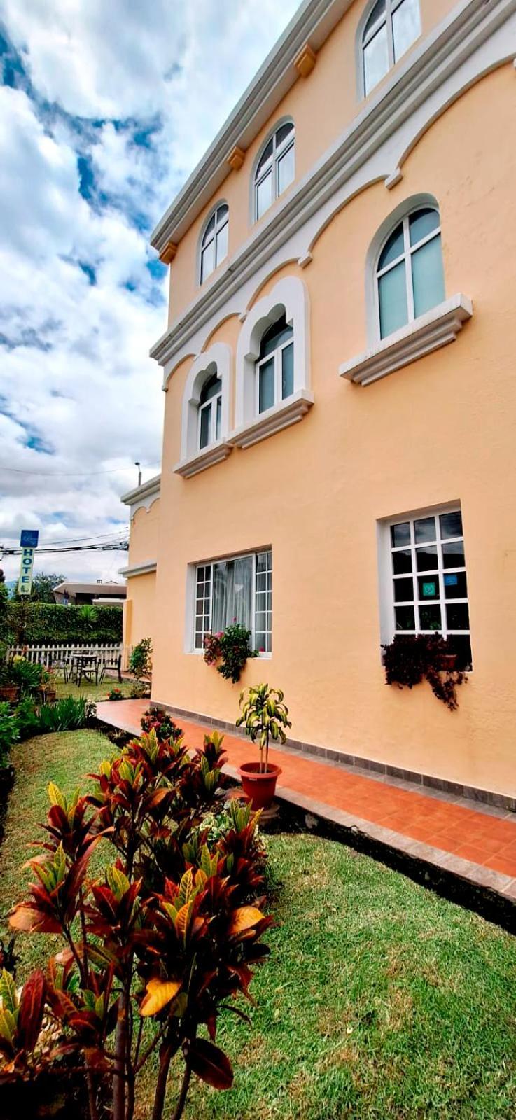 Hotel La Casona Cuenca Exterior photo